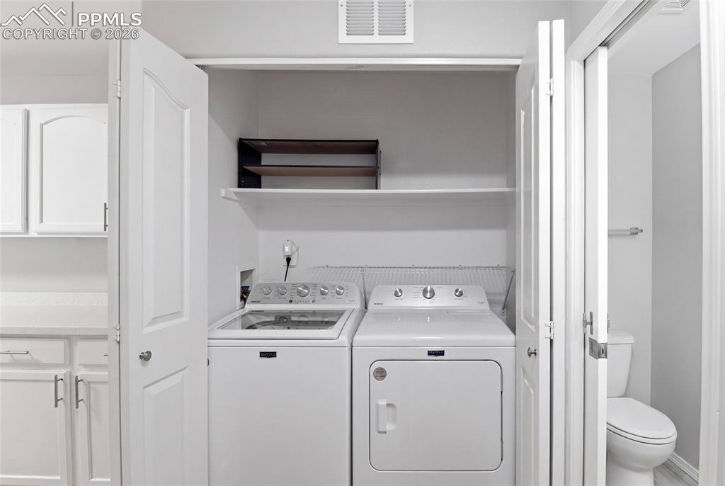 Image 9 of 36: Laundry