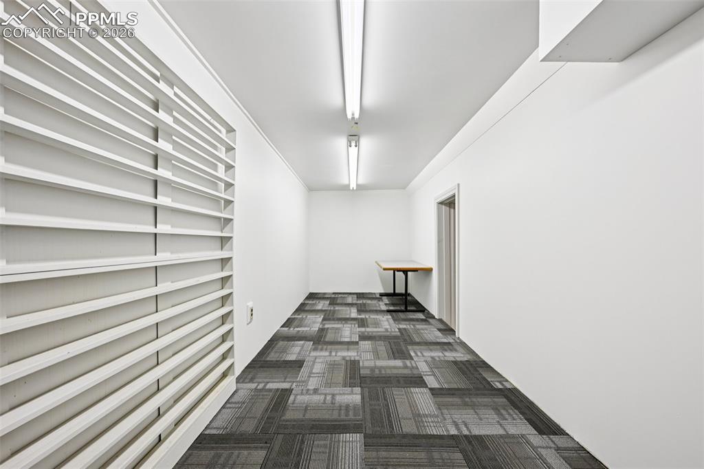 Image 30 of 50: Storage