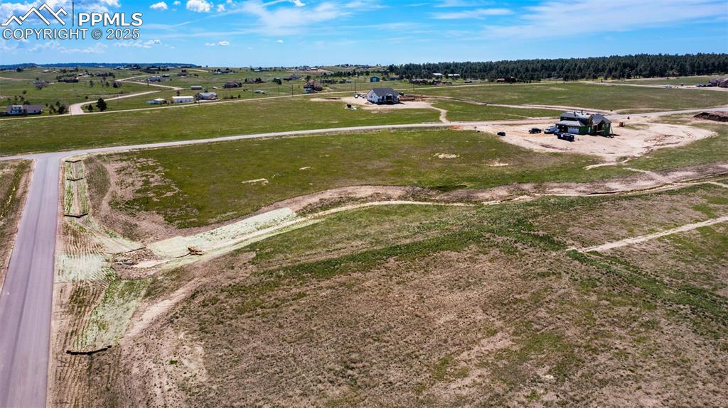 Image 18 of 21: Drone / aerial view