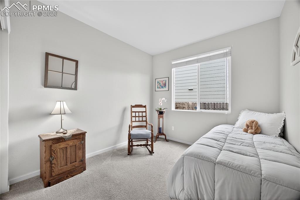 Image 16 of 43: Bathroom