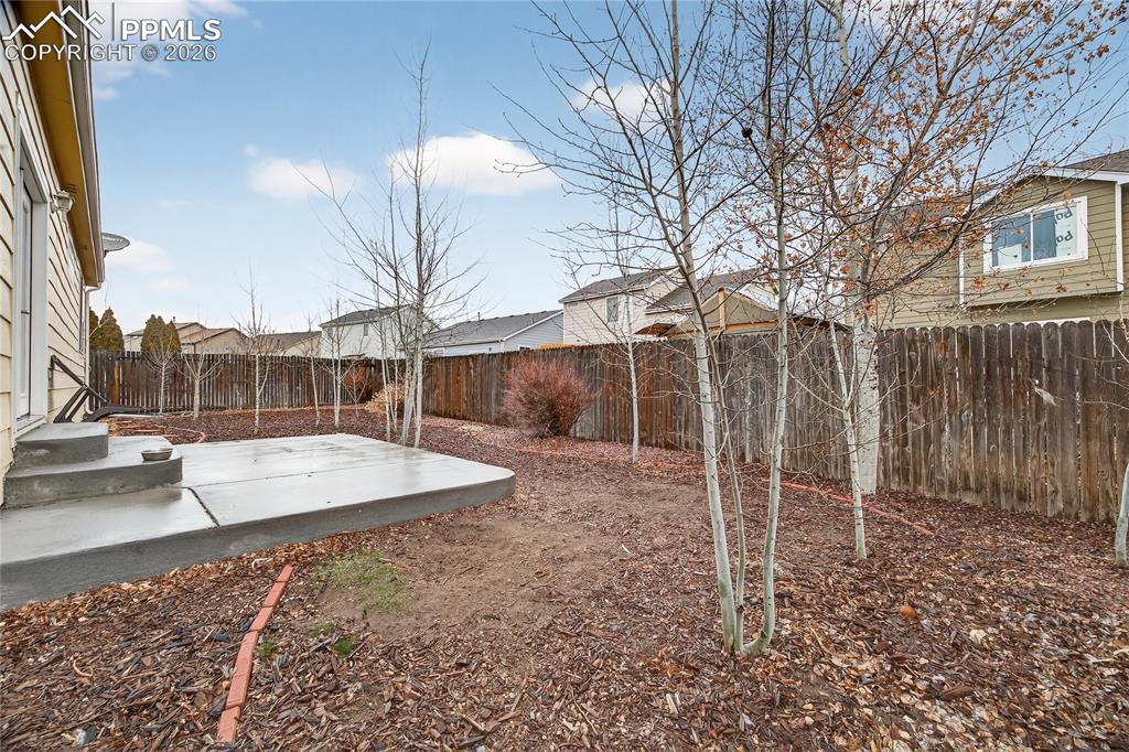 Image 5 of 43: Entry