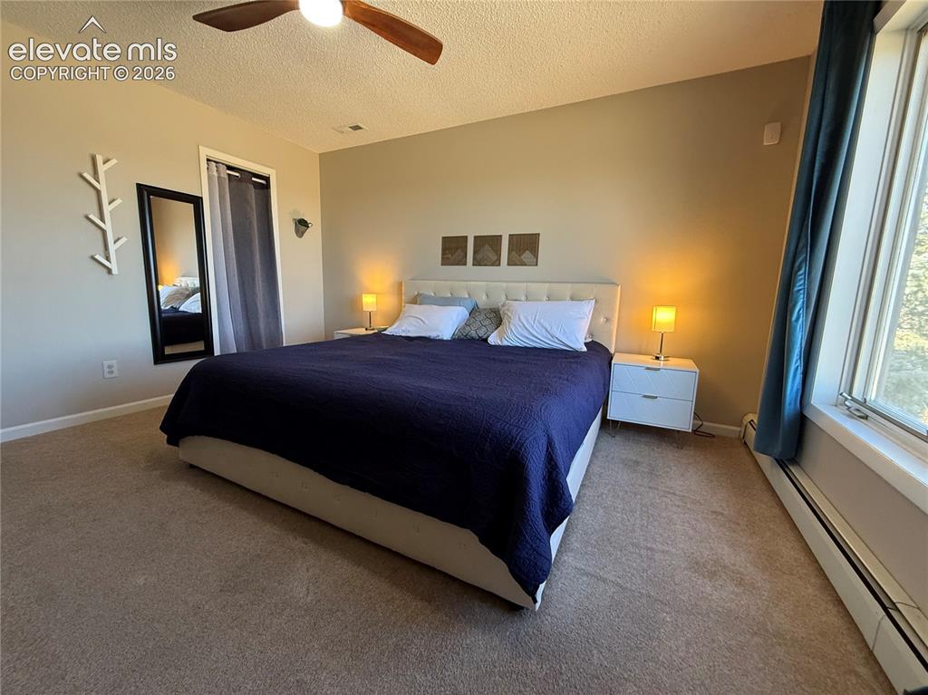Image 14 of 35: Bedroom
