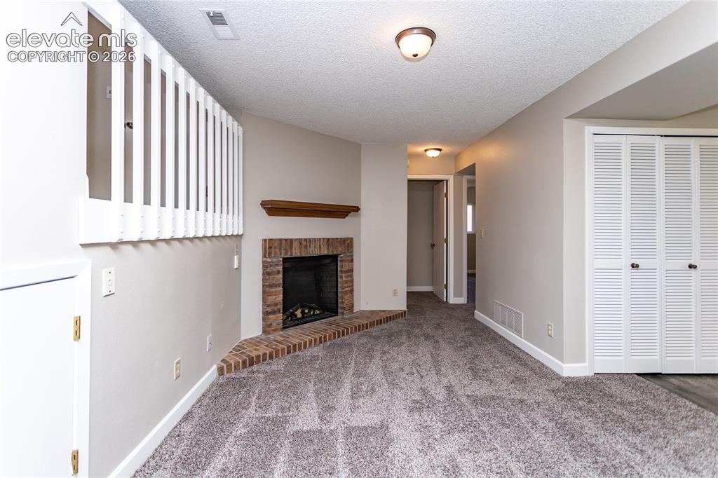 Image 11 of 27: Living Room