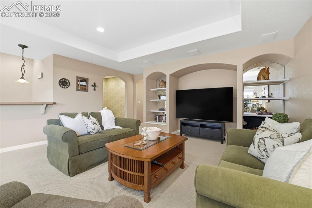 Image 32 of 50: Living Room