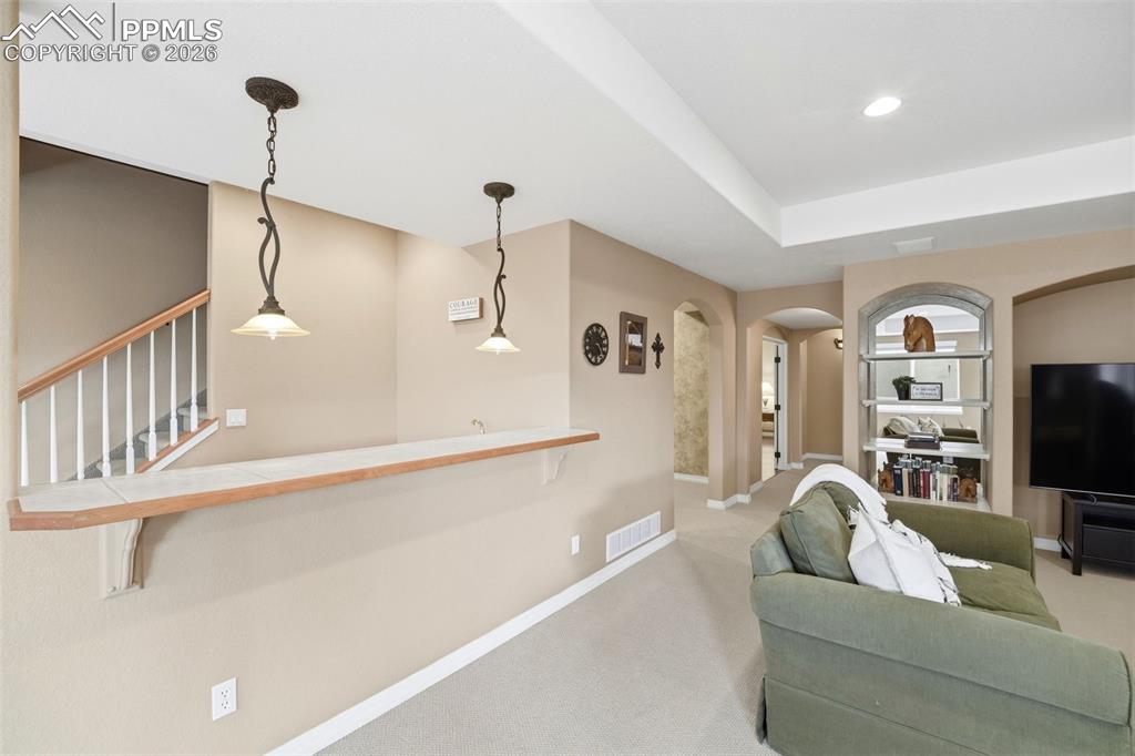 Image 34 of 50: Living Room