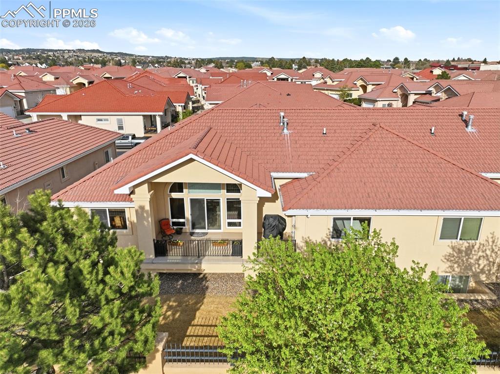 Image 49 of 50: Back of Structure