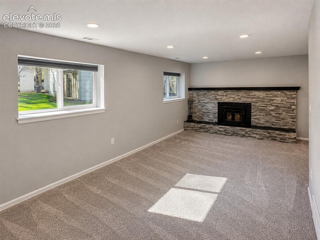 Image 28 of 49: Family Room