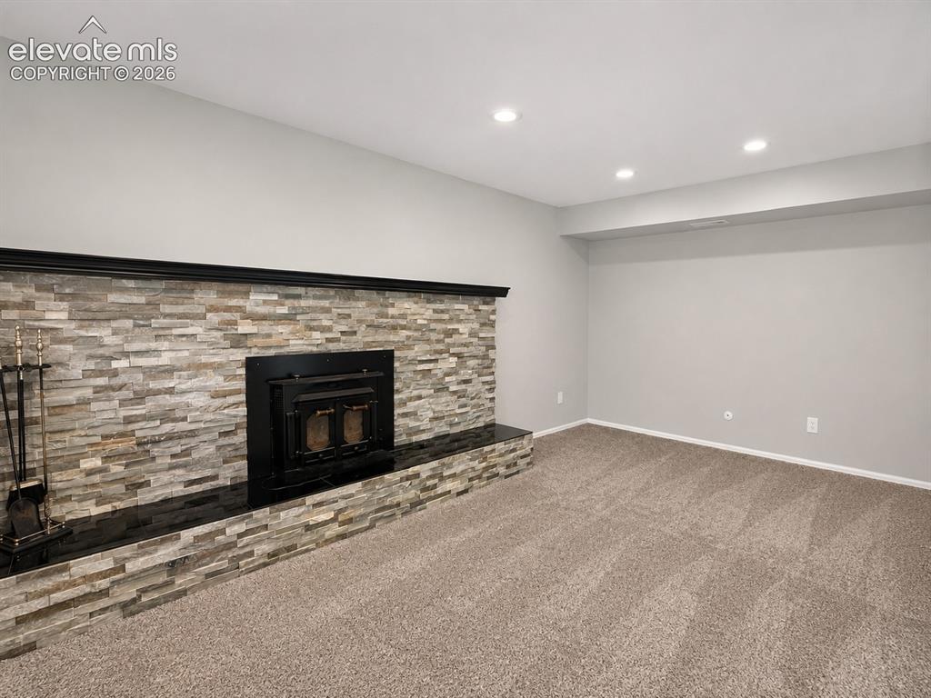 Image 30 of 49: Family Room