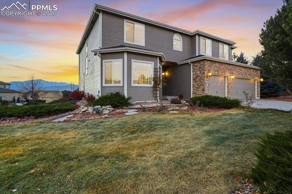 Image 40 of 50: Front of Structure