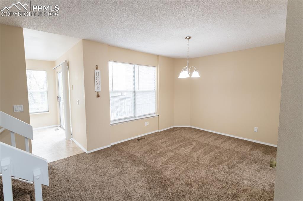 Image 10 of 47: Dining Area
