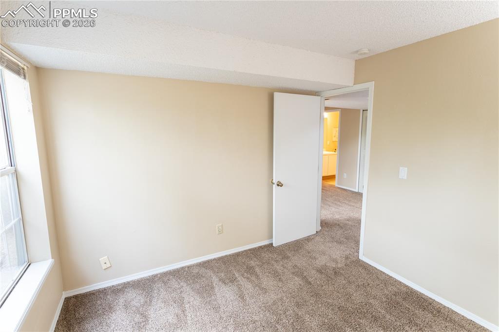 Image 36 of 47: Bedroom