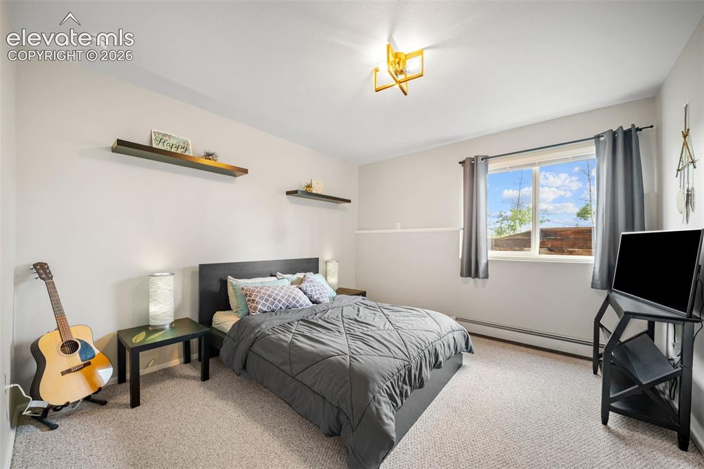 Image 15 of 36: Bedroom