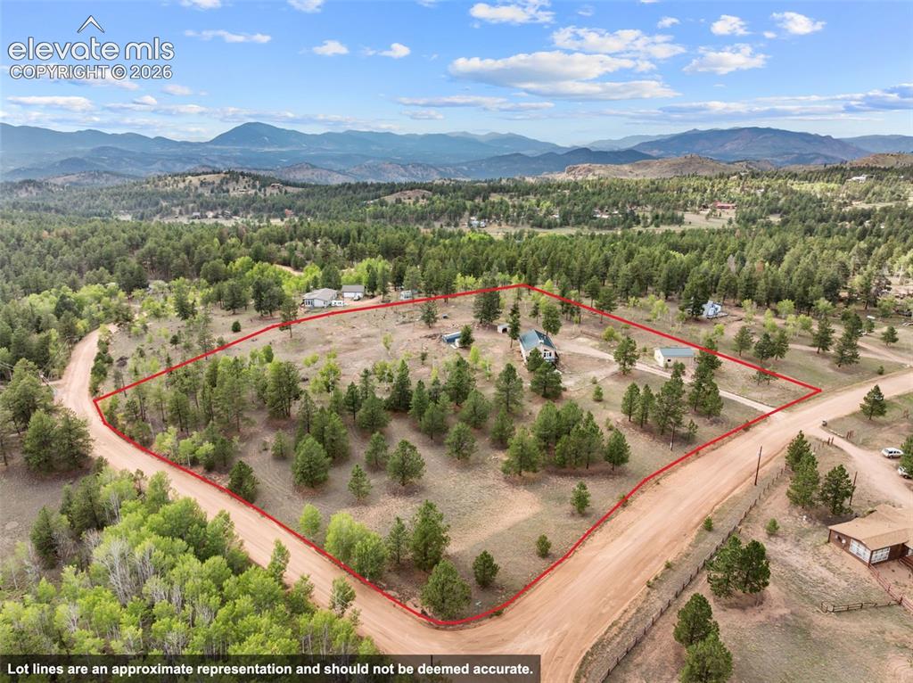 Image 31 of 36: Property Lines are Approximate and not a survey