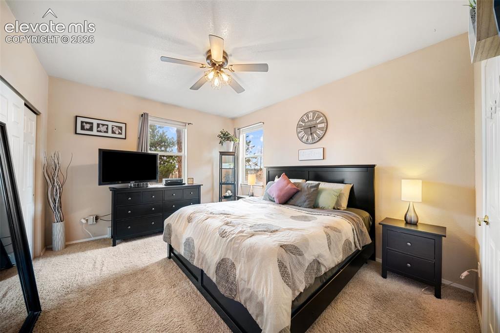 Image 9 of 36: Bedroom