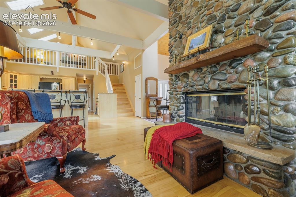 Image 11 of 50: Living Room