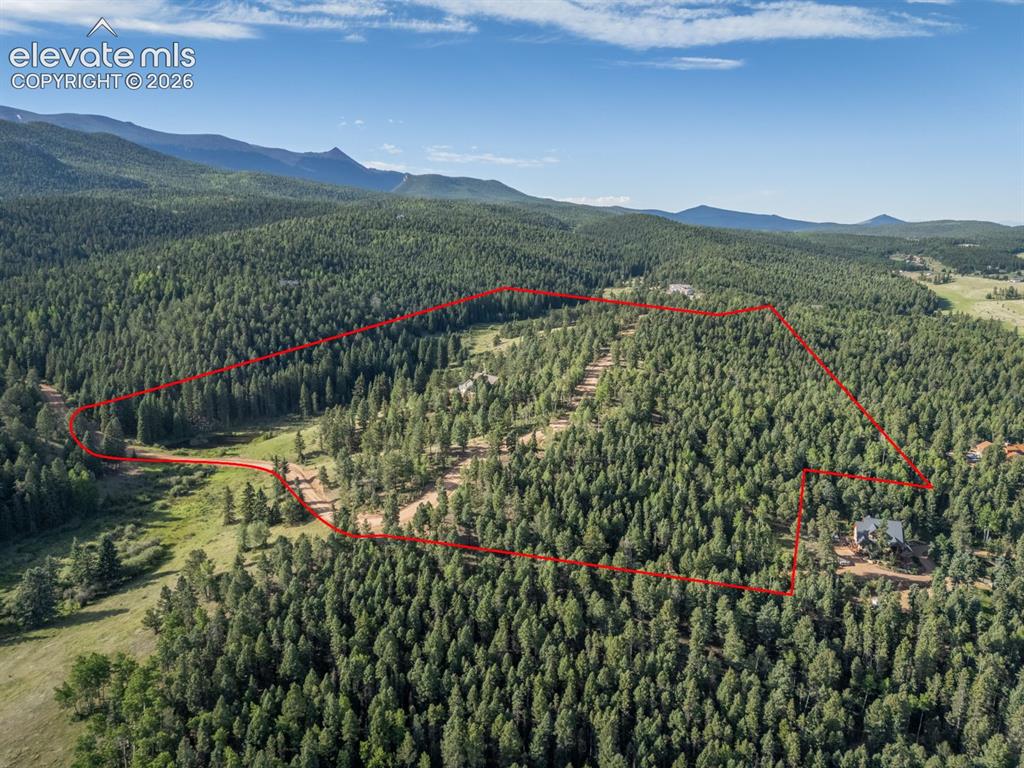 Image 47 of 50: Property Lines are approximate and not a survey