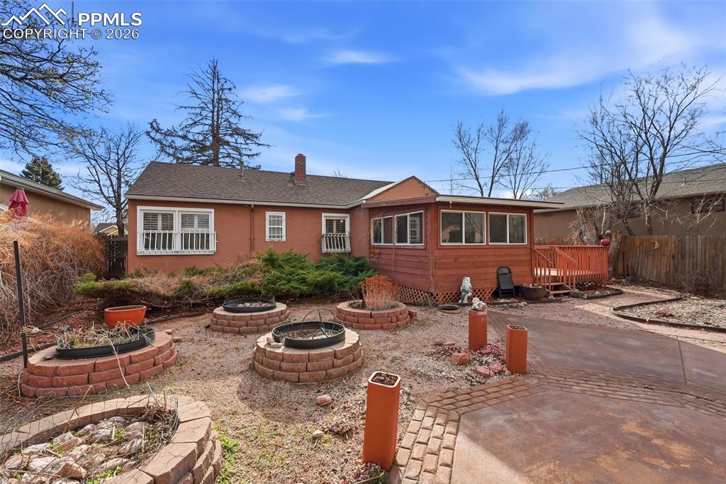 Image 30 of 50: Back of Structure