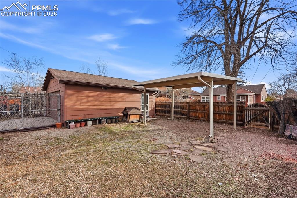 Image 35 of 50: Back of Structure