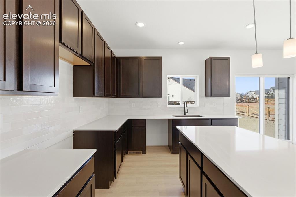 Image 11 of 48: Kitchen