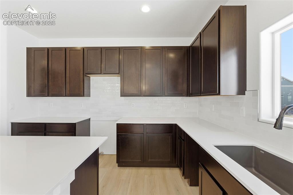 Image 8 of 48: Kitchen