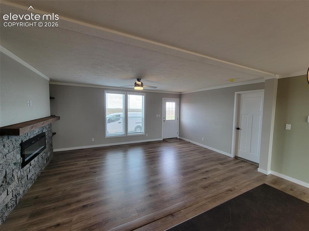 Image 12 of 38: Living Room