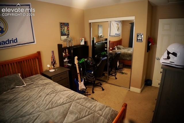 Image 9 of 17: Bedroom