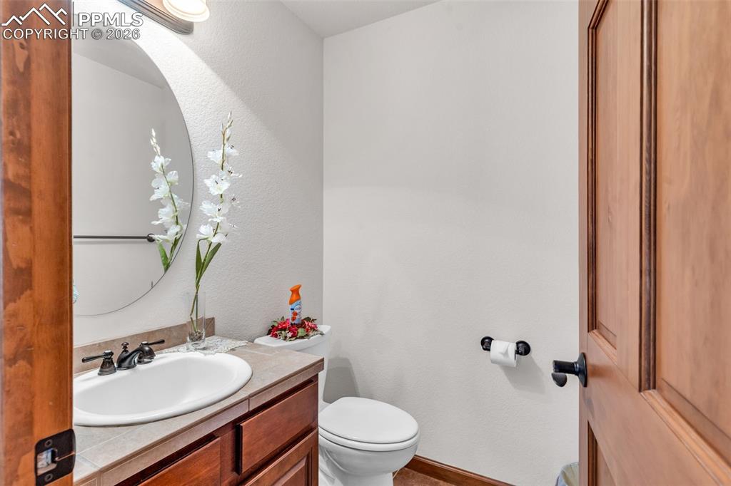 Image 22 of 50: Bathroom