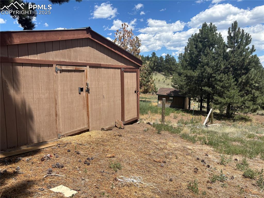 Image 20 of 25: View of shed