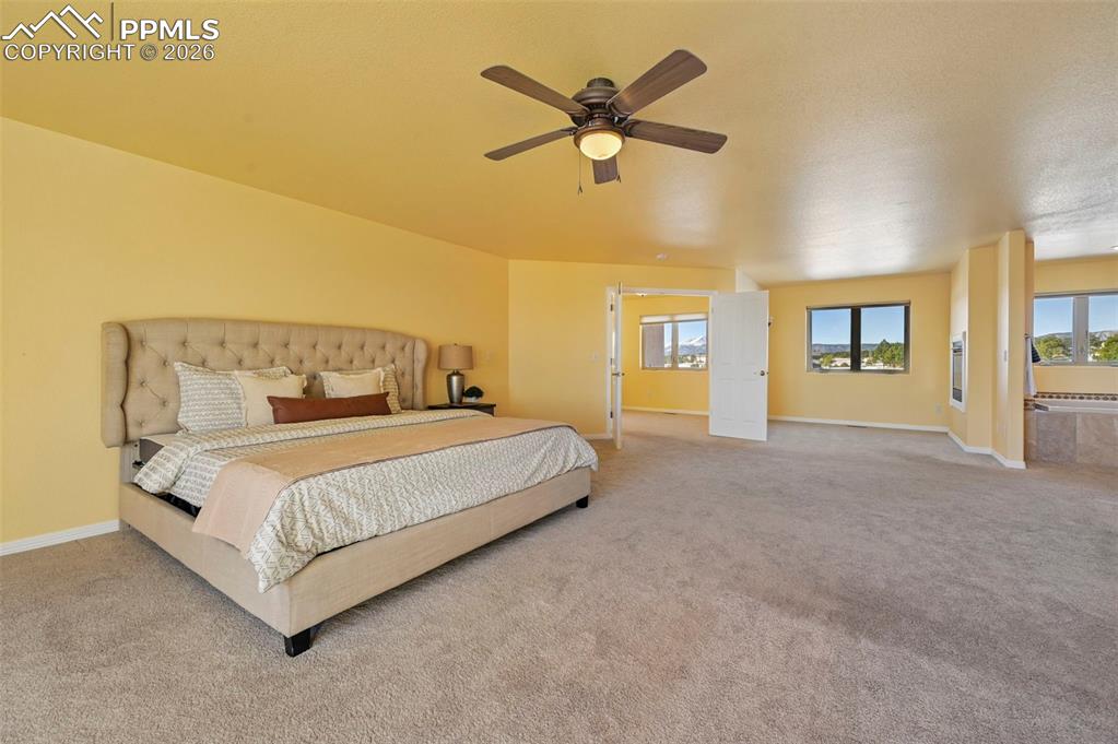 Image 20 of 41: Bedroom