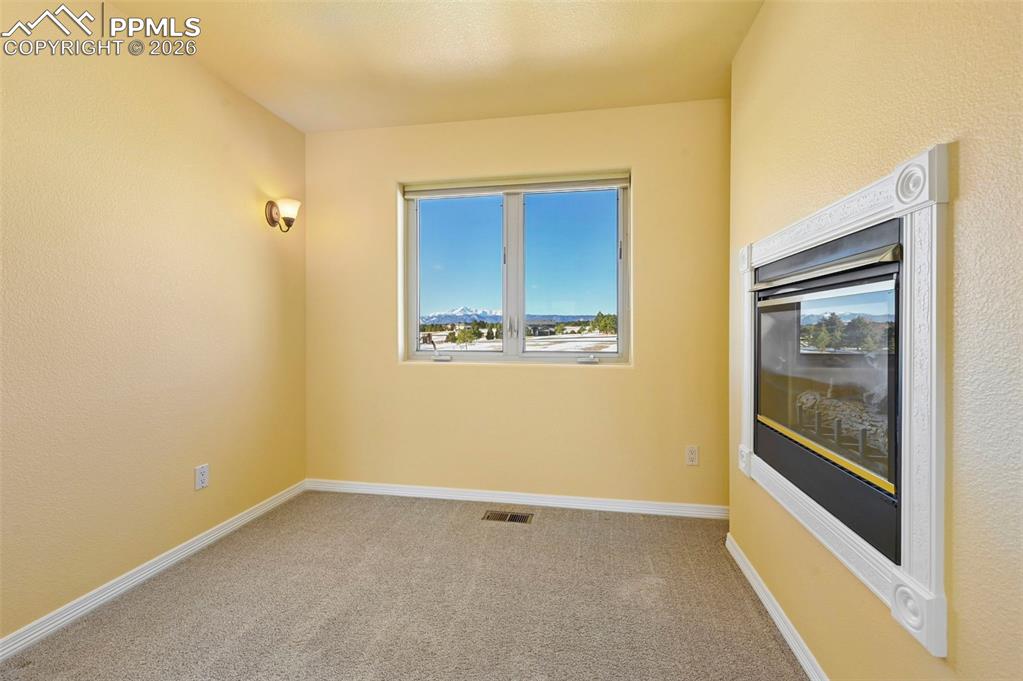 Image 22 of 41: Bedroom