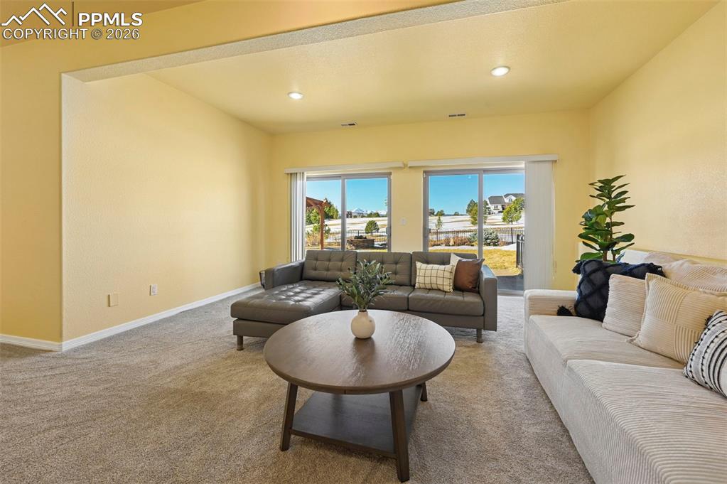 Image 30 of 41: Bathroom