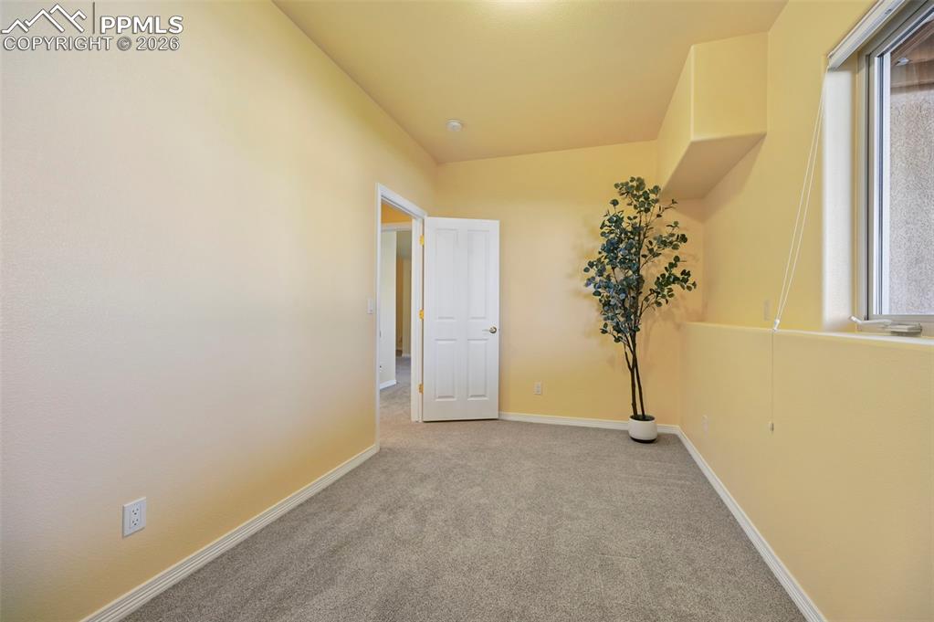 Image 34 of 41: Bedroom