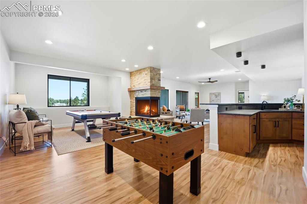 Image 31 of 50: Game Room