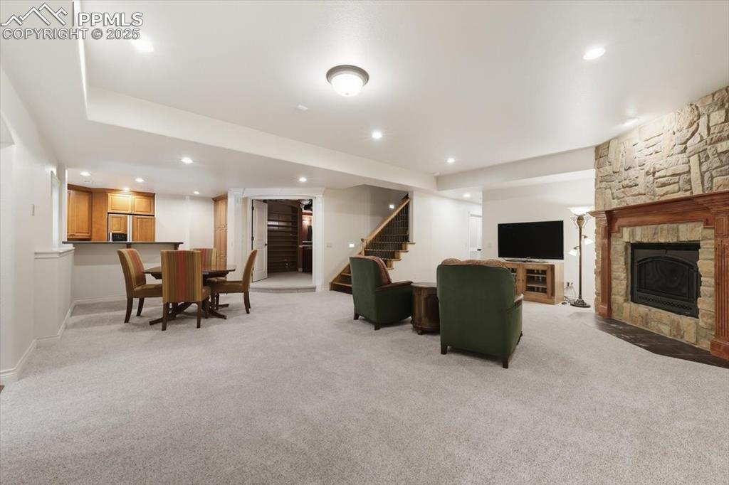 Image 25 of 50: Recreation Room