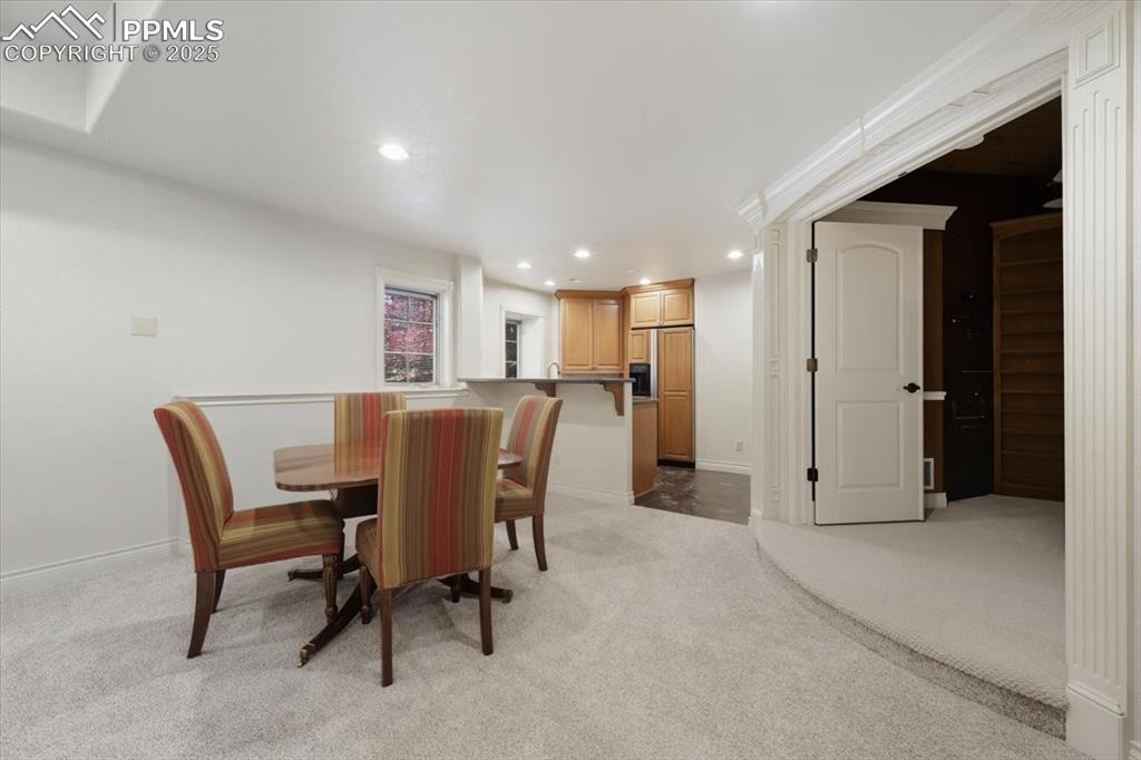 Image 27 of 50: Recreation Room