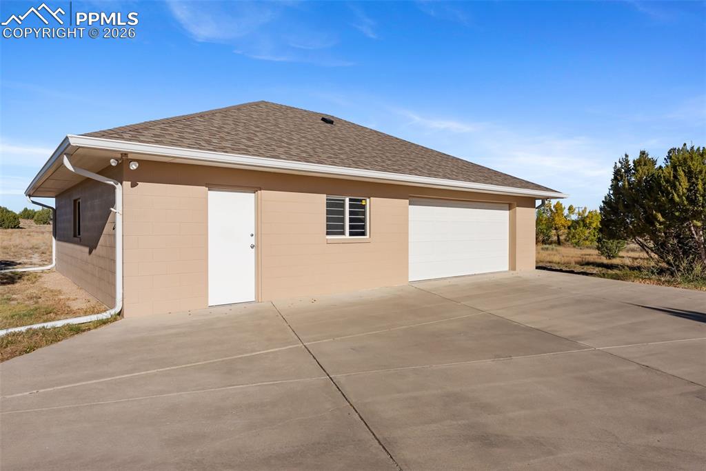 Image 38 of 50: Side of Structure