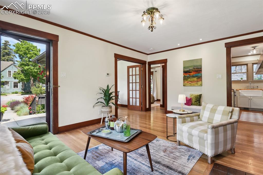 Image 10 of 49: Living Room