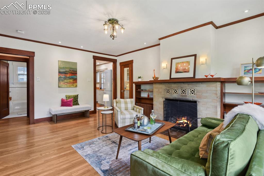 Image 7 of 49: Living Room