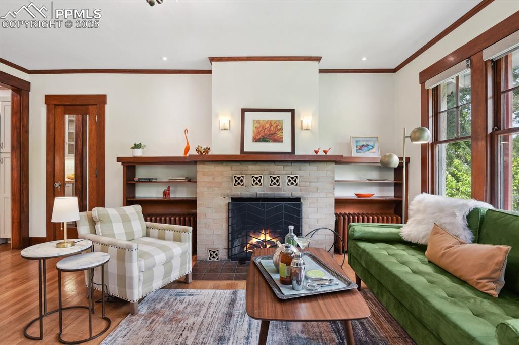 Image 8 of 49: Living Room