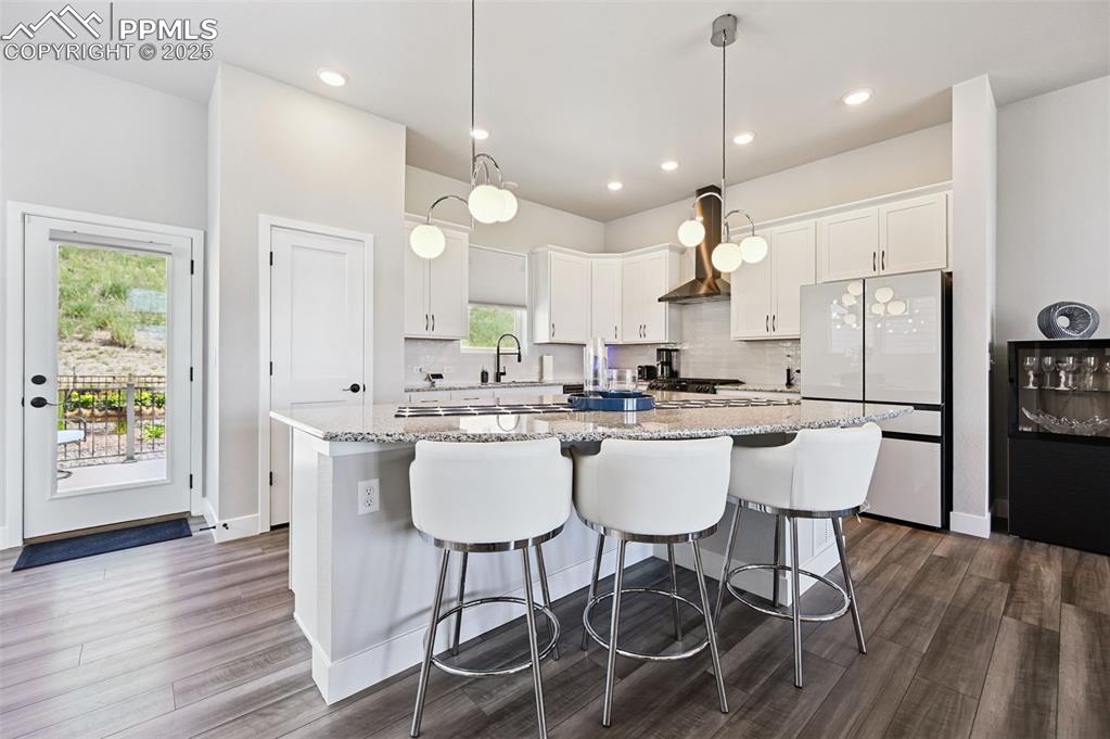 Image 6 of 38: Kitchen