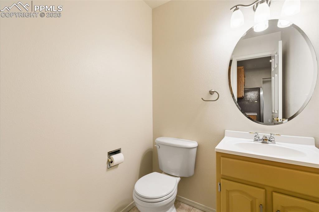 Image 22 of 50: Bathroom