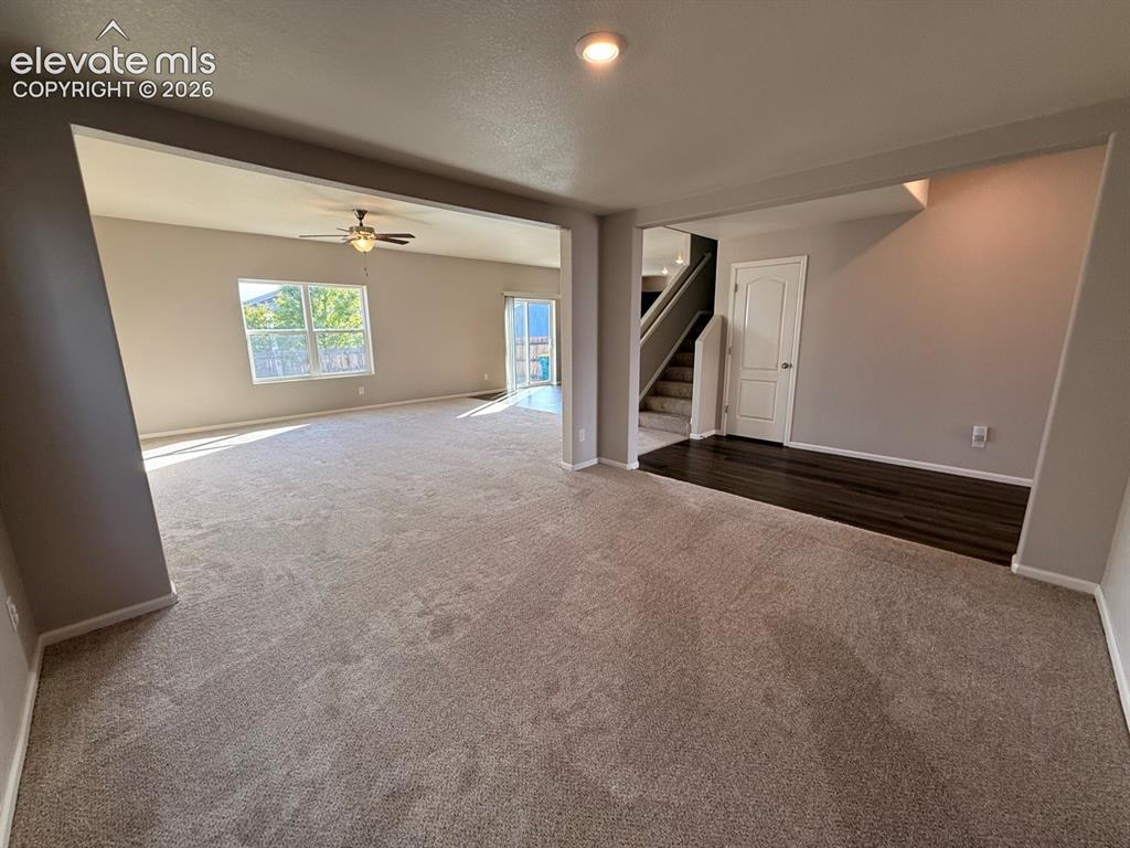Image 10 of 49: Dining Room