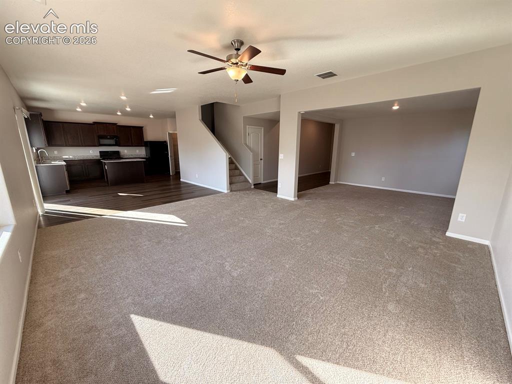 Image 13 of 49: Family Room