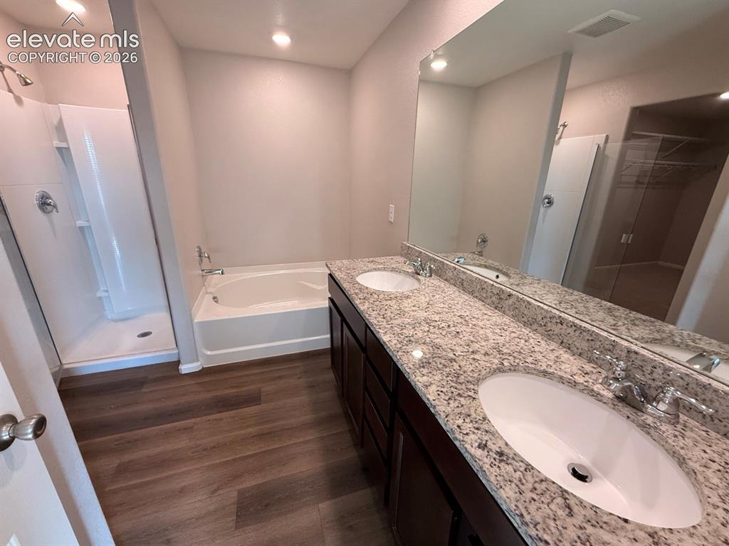 Image 28 of 49: Master Bathroom