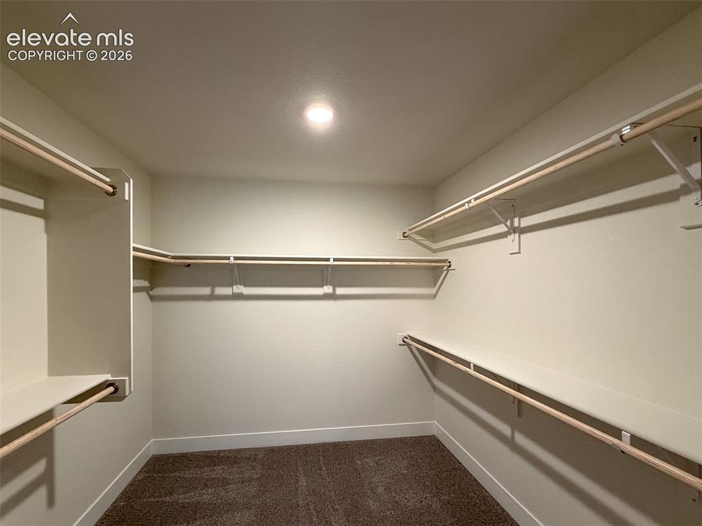 Image 19 of 41: Closet