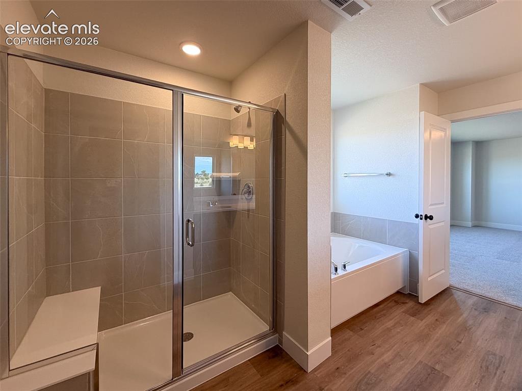 Image 20 of 41: Master Bathroom