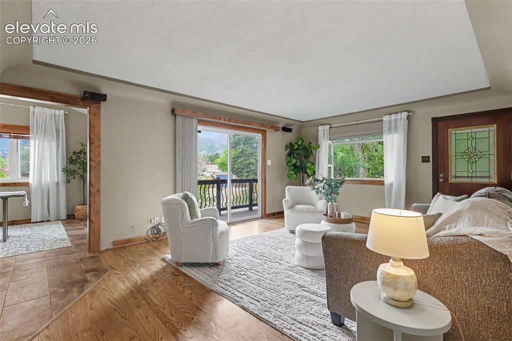 Image 10 of 45: Living Room