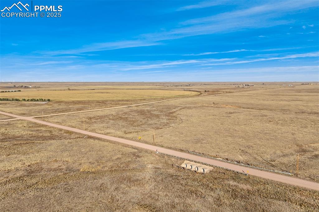 Image 23 of 25: Overview of rural landscape featuring a desert landscape