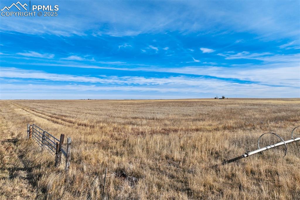 Image 5 of 25: View of nature with rural landscape