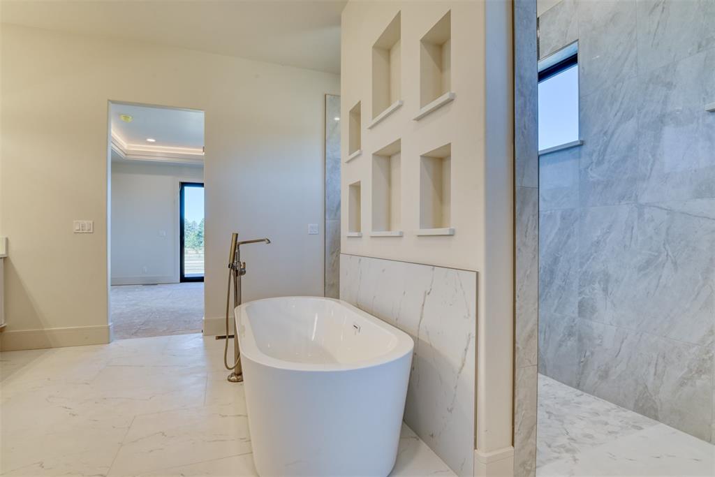 Image 24 of 47: Master Bathroom